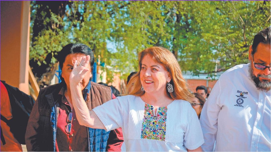 Refrenda Margarita González Saravia el compromiso de impulsar la